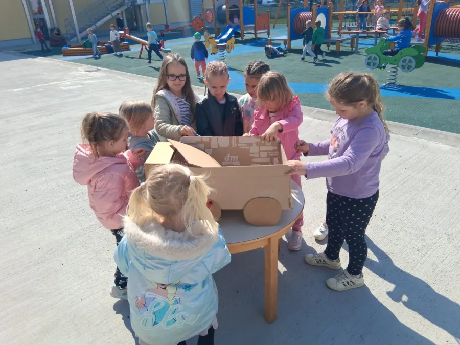 7cdc320d cfe9 4c30 bced 118f8ae2ca04